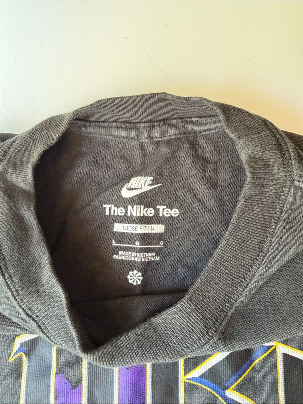 Nike Black Graphic Tee with Neon Pegasus kids large - Picture 2 of 3